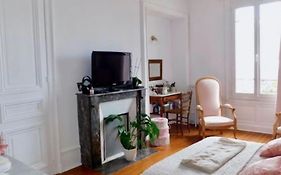 Bel Appartement Haussmannien